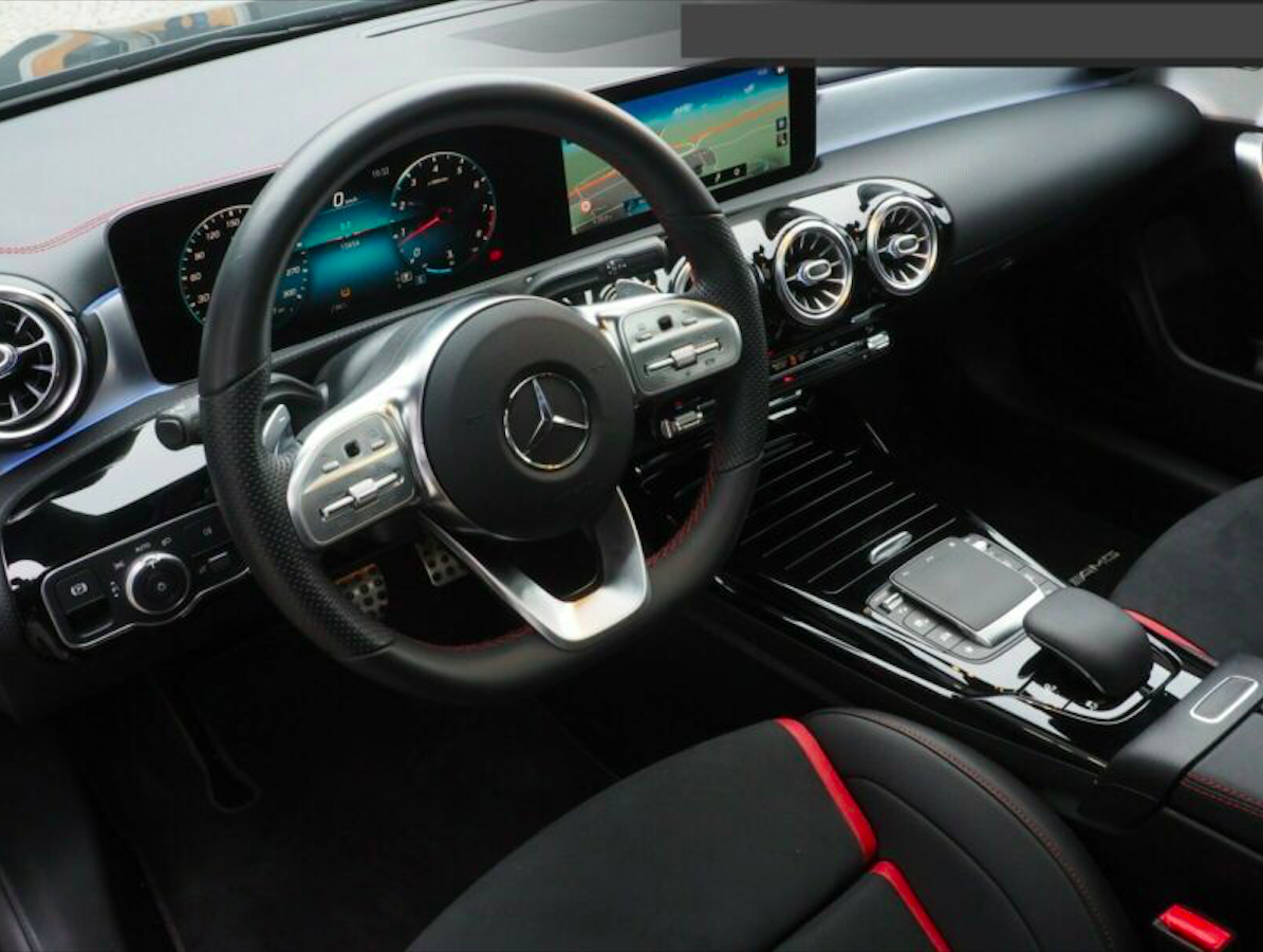 Mercedes CLA coupé 45 AMG 4matic SpeedShift | nový model AMG 386 koní | sport design modern 4-door coupé | prodej online | super cena | online prodej |  autoibuy.com